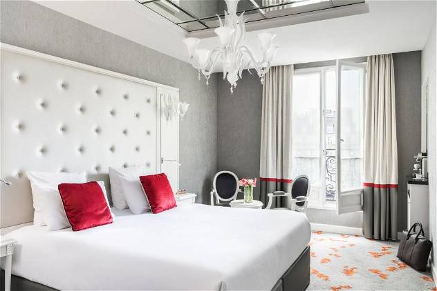 Hoteles 5 estrellas en París